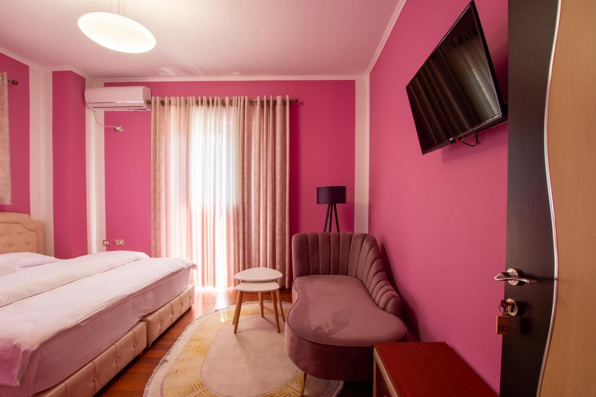 Hotell Bora 4*