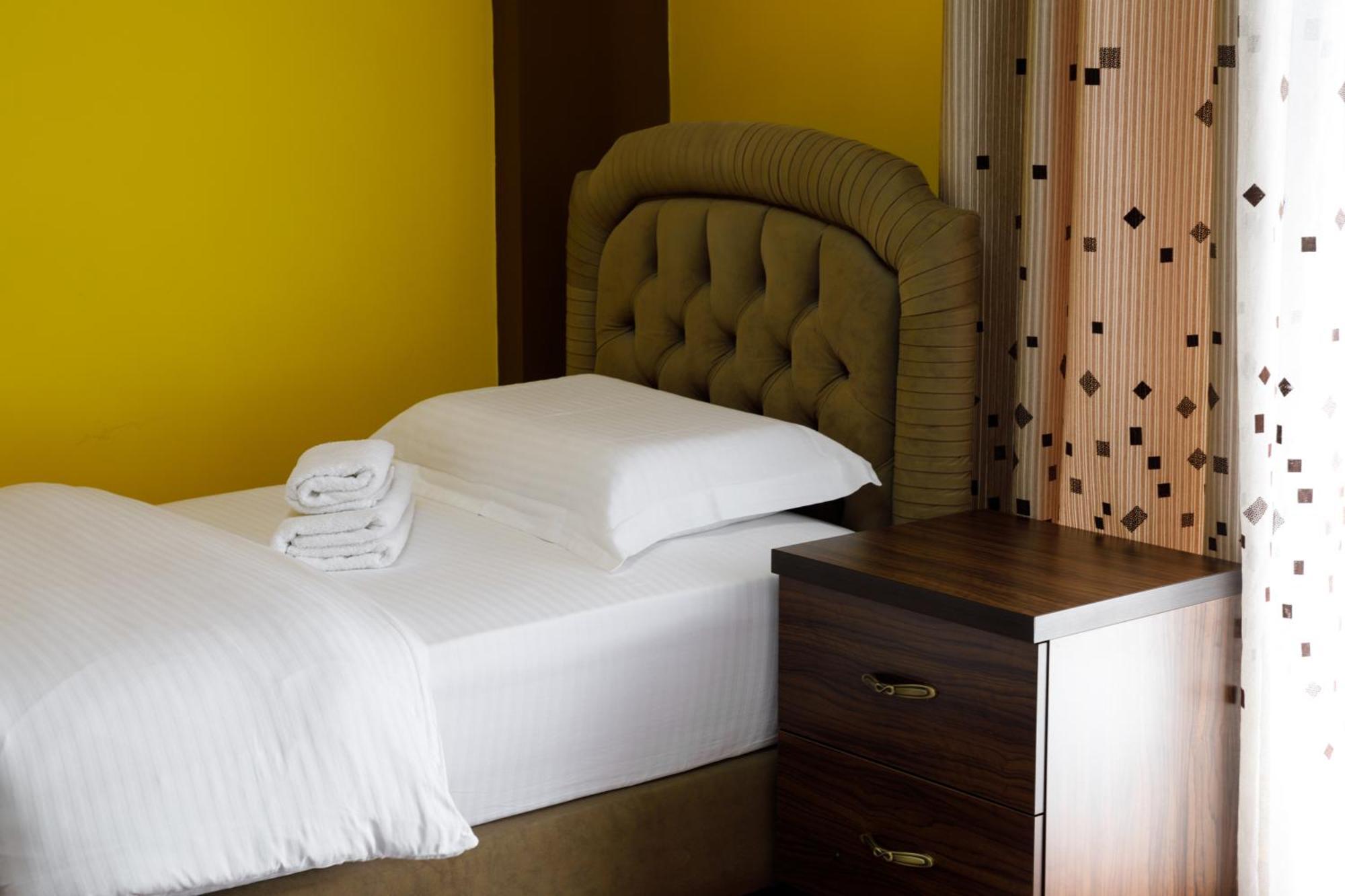 Bora 4* Gjirokastra