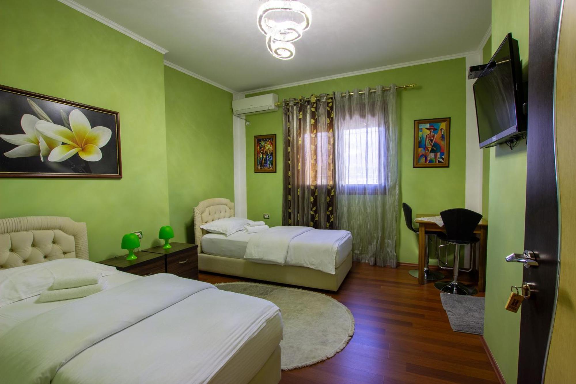 Hotel Bora 4*