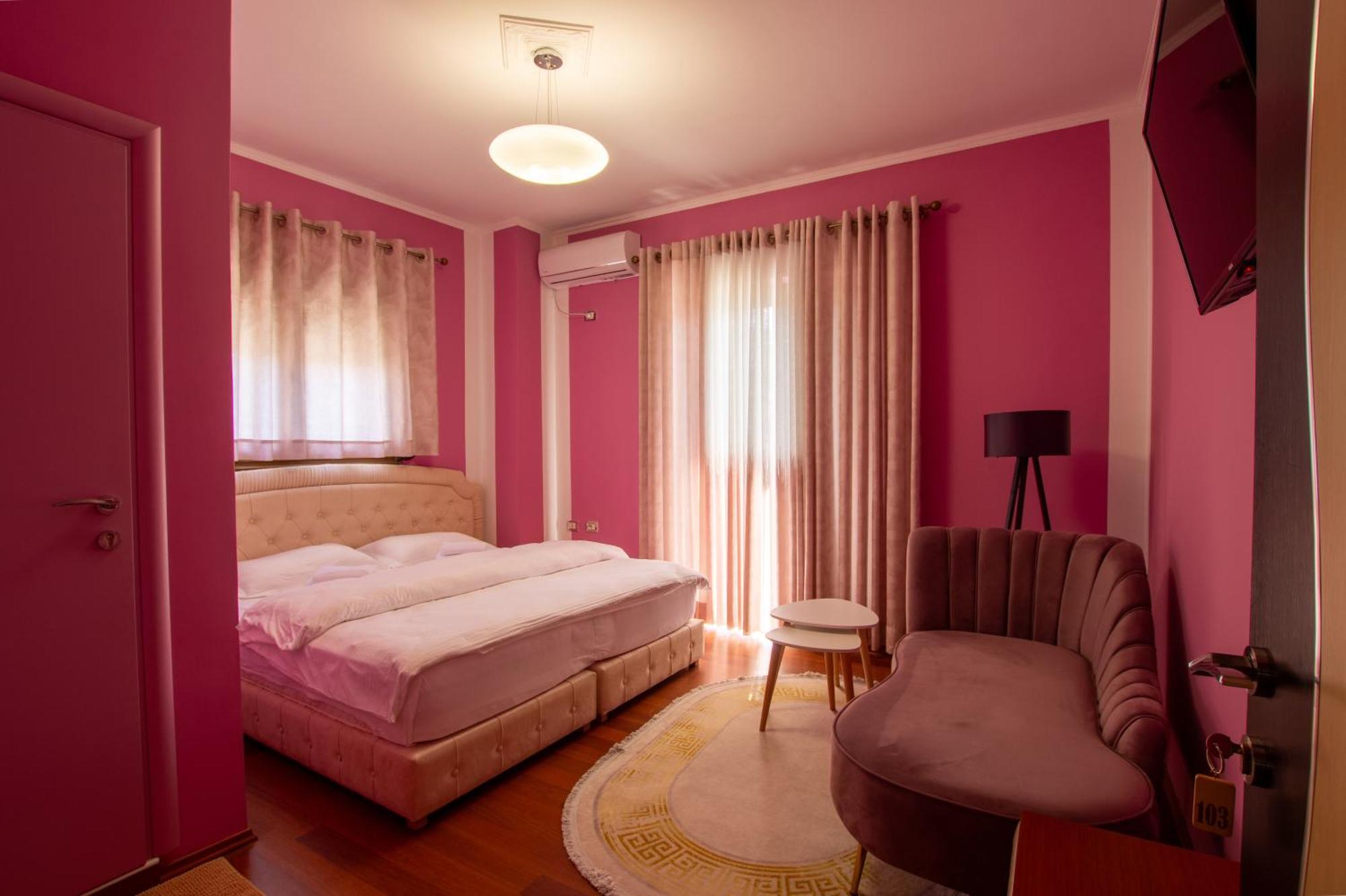 Bora Hotel 4*